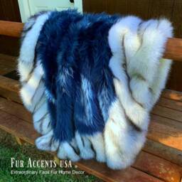 Royal Blue Faux Fur Throw Blanket - Gray Wolf Border, Plush Shag Rug - thumbnail 2