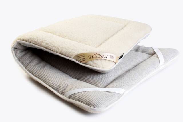 Merino Wool Mattress Topper , Under Blanket, Bed Sheet With Corner Straps , Reversible All Seasons Cot - image 1