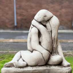 Abstract Couple Statue Cement Kissing Lovers Figurine Concrete Hugging Sculpture Modern Art Handmade Outdoor Decor Romantic Ornament - thumbnail 1