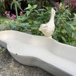 Small Metal Cast Iron Bird Tray Feeder Garden Ornament - thumbnail 3