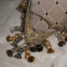 Free Shipping - Antique French Chateau Tapestry Pillow - 1057 - thumbnail 4