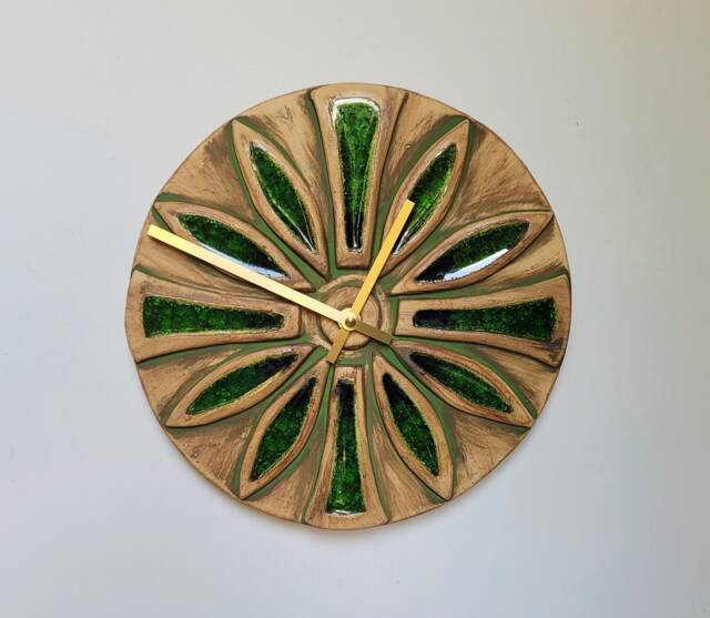 Hand Made Circular Round Green Natural Ceramic Glass Inlaid Wall Clock Quartz 25 cm Diam - image 1