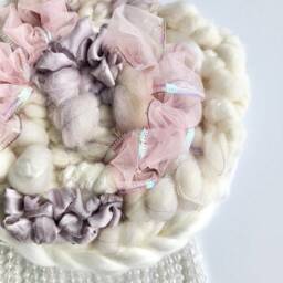 Pink Iridescent 6-Inch Round Woven Wall Hanging With Beaded Fringe - thumbnail 2