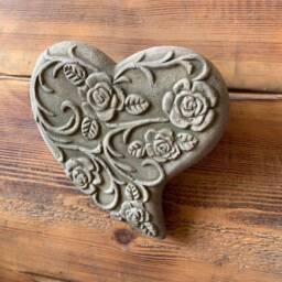 stone Garden Love Heart Wall Plaque Detailed Hanging Ornament - thumbnail 2