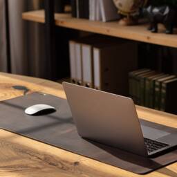 Leather Desk Mat in Green - Large Mousepad, Writing Pad, Blotter - thumbnail 4