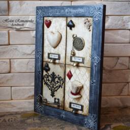 Alice in Wonderland Queen Of Hearts Nursery Decor Wall Home Wood Wall Panel Cheshire Cat Display Children's Room Decoration - thumbnail 2