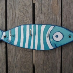 striped Sardine Key Hanger in Painted Wood - thumbnail 2