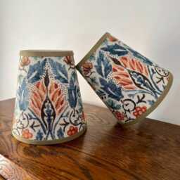 Morris Little Chintz - Small Handmade Candle Clip Lampshade For Wall Lights/Chandeliers - thumbnail 3