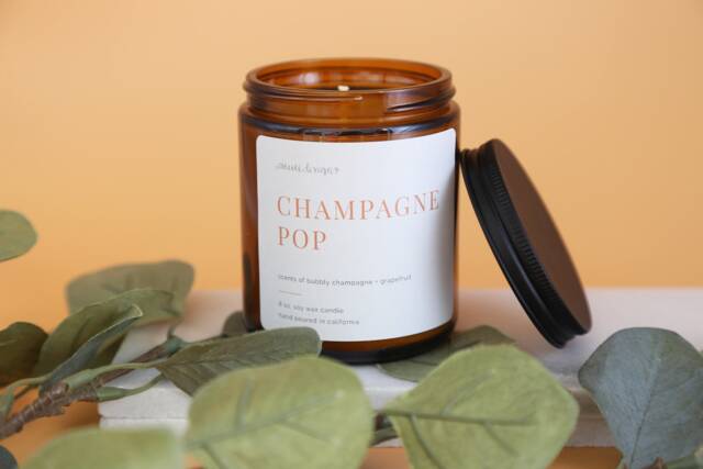 Champagne & Grapefruit Scented Holiday Candle - Soy Wax - image 1
