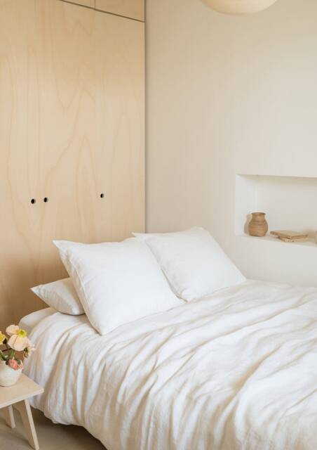 White Linen Bedding Set Duvet Cover & Two Pillowcases, Washed Set, Queen King Sizes - image 1
