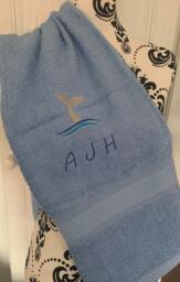 Whale Tail Towel - Personalised Face Cloth/Hand Bath = Embroidered - thumbnail 1