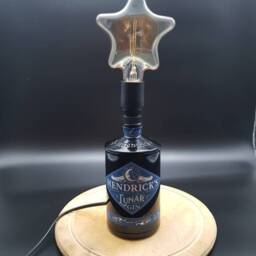 Hendricks Lunar Gin Bottle - Upcycled Table Lamp With Star Shaped E27 Bulb - UK Electrical Plug On/Off Switch - thumbnail 3