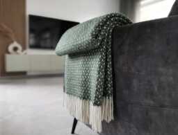 Geometric Knit Pattern Forest Deep Green Large Sofa Warm Throw Double-Sided Pure Wool Blanket With White Fringes Cosy Sheep Plaid