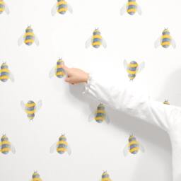 Bee Toss - Fabric Wall Decal Hop Mej - thumbnail 2