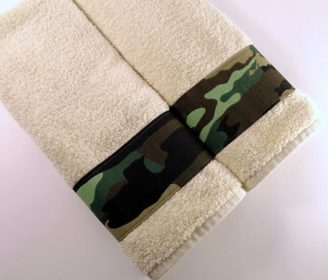 Camo Fabric Trimmed Towel Ringspun Cotton Bathroom Decor - image 1