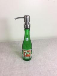 Vintage 7-Up Cola Soda Bottle Soap Dispenser Bathroom Kitchen Pump Green Glass Metal Bathing Suit Spray