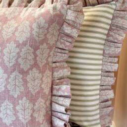 Pink Oak Leaf Frilled Cushion Cover, Handmade Throw Pillow, Farmhouse Decor - thumbnail 3