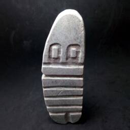 Reproduction Of An Idol Plaque From The Valdivia Culture 04 - thumbnail 4
