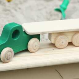 Wood Truck - thumbnail 3