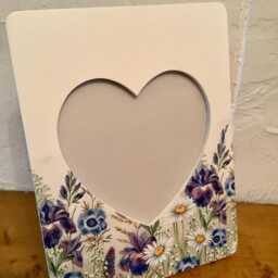 Cottage Garden Flower Print Decoupaged Heart Picture Frame - thumbnail 3