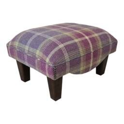 Footstool in Balmoral Amethyst Tartan Fabric Standing On Mahogany Solid Wood Legs - thumbnail 2