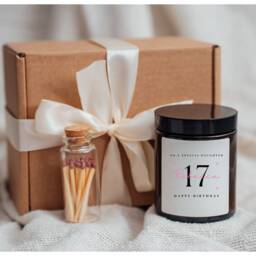 Daughter 17Th Birthday Candle Gift Set Box Gifts Present Card - thumbnail 3