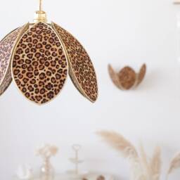 Simple Flower Pendant Light - Leopard & Gold - thumbnail 2