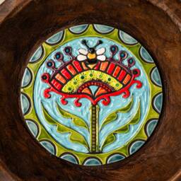 Queen Bee Ceramic Wall Art Framed in Handcarved Wooden Dough Bowl, Handmade & Mosaic Tile, Made To Order, Deep - thumbnail 3