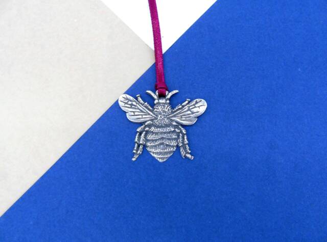Bee Christmas Tree Decoration- Ornament - Keeper Gift Nature Lover Gardener Apiarist Bumble