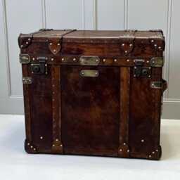 Antique Style Aged Chestnut Brown Travel Trunk English Bespoke Living Room Storage Side Table - thumbnail 1