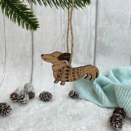Dachshund Christmas Decoration Oak Veneer Dog Ornament