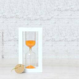 Wooden Sand Clock Hourglass Decor Modern Hour Glass Timer Desk Organizer Egg - thumbnail 1