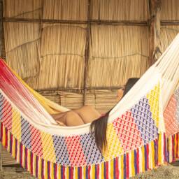 Authentic Handmade Colombian Hammock With Fringes Indoor & Outdoor Use, Ergonomic Comfort, Handwoven Artisanal - thumbnail 3