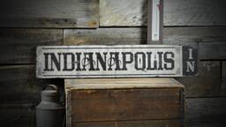 Custom City State Wooden Sign, Rustic Vintage Wall Decor - thumbnail 1