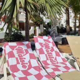 Personalized Pink Checkered Beach Towel, Custom Name, Microfibre - thumbnail 2