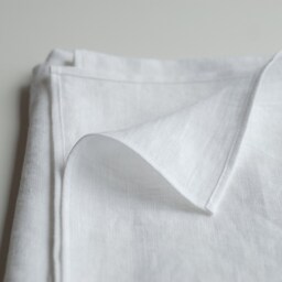 White Linen Beach Towel, Lightweight Travel Sarong, Large Bath Sheet - thumbnail 3