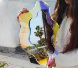 Mini Or Small Wiggly Life Reflector - Wavy Acrylic Mirror Wiggly Amorphic Retro Object - thumbnail 1