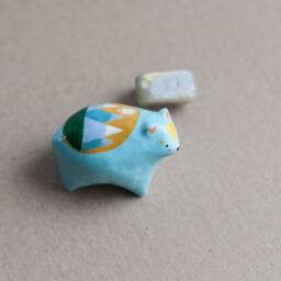 The Enlightened Bear With Labradorite Pocket Stone - thumbnail 4