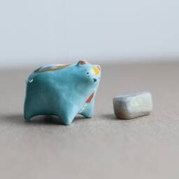 The Enlightened Bear With Labradorite Pocket Stone - thumbnail 2