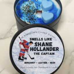 The Captain Candle - Hockey Romance Bergamot Leather Musk Enemies To Lovers Booktok - thumbnail 2