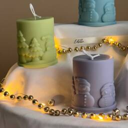 Handmade Snowman Soy Pillar Candle Christmas Home Decor - thumbnail 3