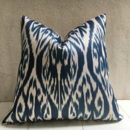 Handwoven Silk Ikat Pillow Cover Modern Accent Cushion, 20x20 - thumbnail 2