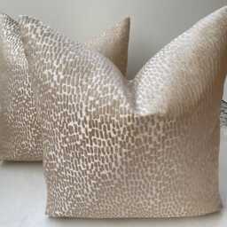 Designer Luxury Champagne Taupe Textured Antelope Scatter Cushion Bed Sofa Accessories Fabric Invisible Zip - Style No 41 - thumbnail 2