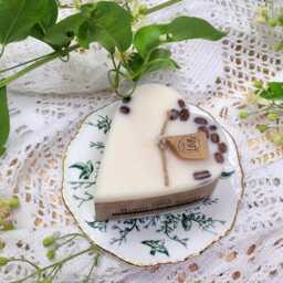 Handmade Heart Shape Scented Natural Candle With Coffee Beans D 7.5 H 5 cm - thumbnail 2