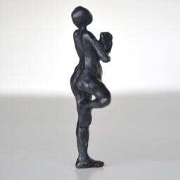 Bronze Sculpture Tree Yoga Pose - thumbnail 4