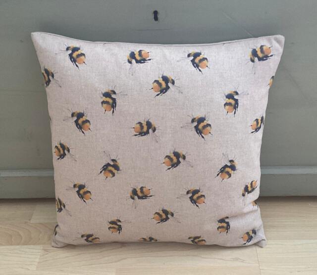 Handmade Bumble Bee Linen Cushion Cover Country Home Decor - image 1