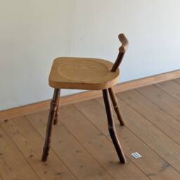 T-Shaped Chair B - thumbnail 3