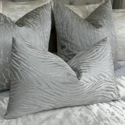 "Luxury Cushion Cover, Silver Grey Modern Sofa Pillow Decorative Throw Cover 12"" X 20" - thumbnail 4