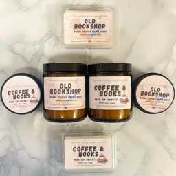 Old Bookshop Candle - Book Lover Sandalwood & Aged Paper Scent Bookish Gift Cozy Library For Readers - thumbnail 4
