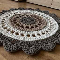 Handmade Crochet Round Rug, Cotton Washable Mandala Custom Size & Colors - thumbnail 2